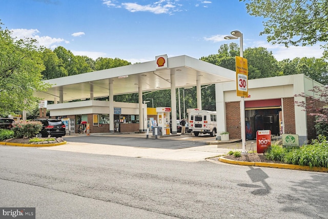 6034 Burnside Landing Dr, Burke, VA 22015 - view of commercial location with uncovered parking