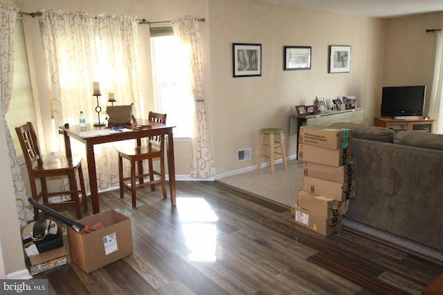29 Huber Ct, Hightstown, NJ 08520 - living room featuring wood finished floors, baseboards, and a desk