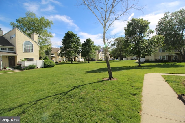 29 Huber Ct, Hightstown, NJ 08520 - view of community featuring a residential view and a yard