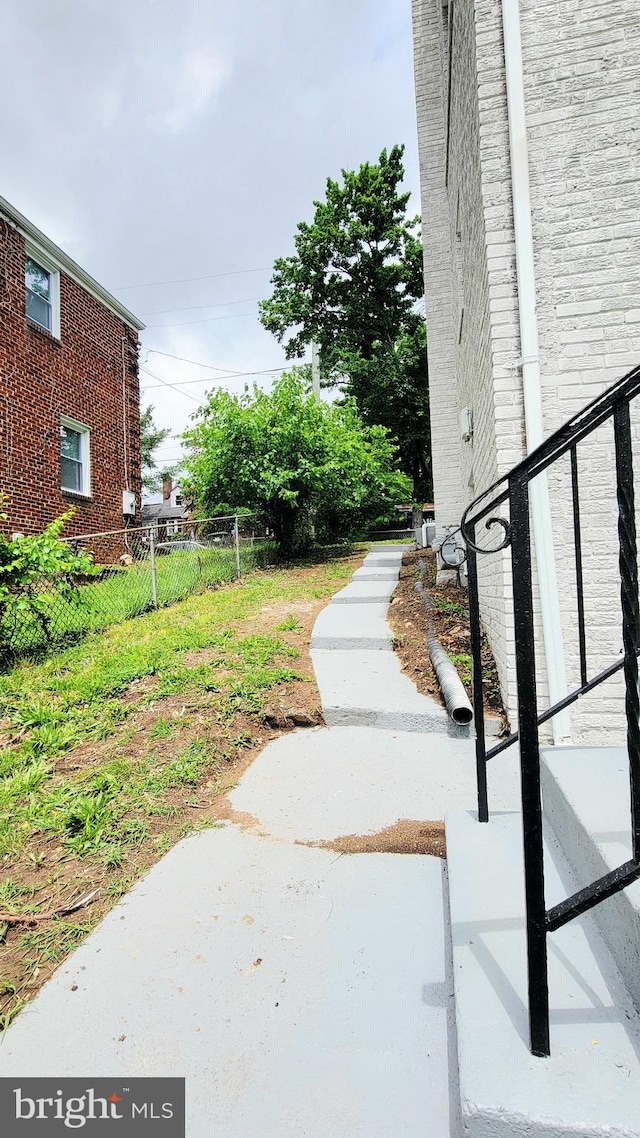 139 Wilmington Pl SE, Washington, DC 20032 - view of yard