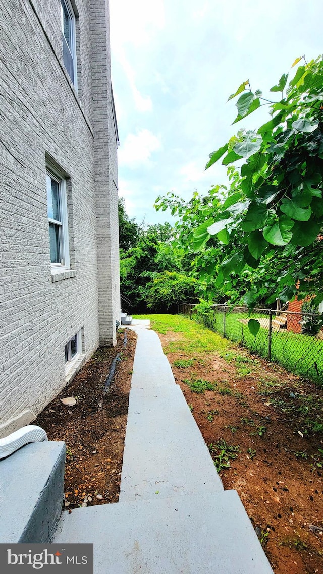 139 Wilmington Pl SE, Washington, DC 20032 - view of yard
