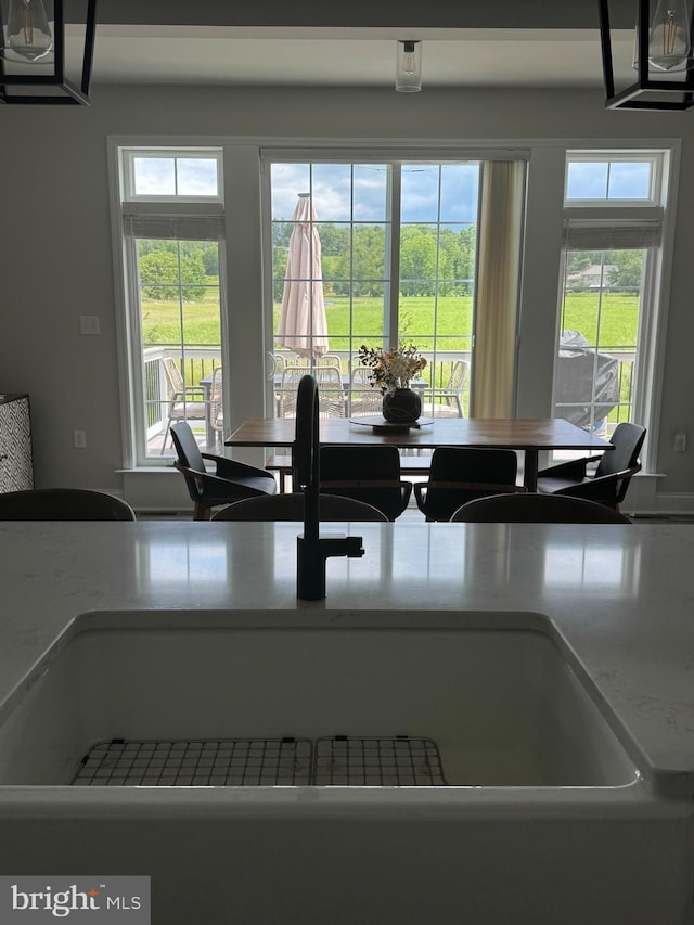 220 Moorefield St, Mechanicsburg, PA 17055 - kitchen view