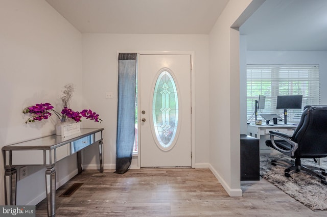 15 Darien Ct, New Castle, DE 19720 - foyer with wood finished floors and baseboards