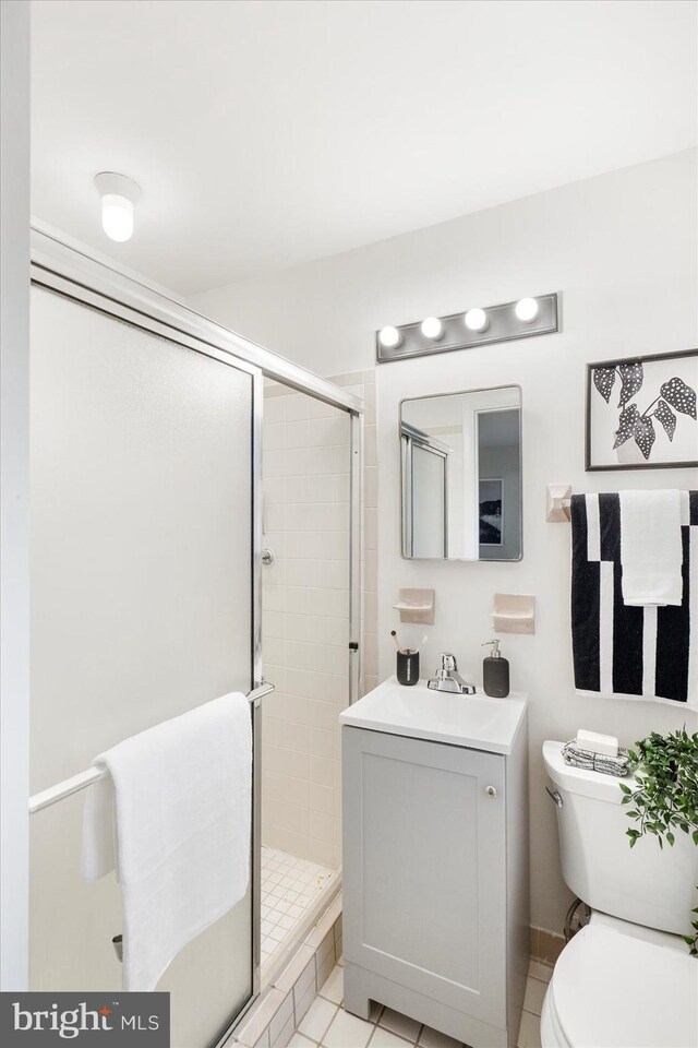 8511 Valleyfield Rd, Lutherville Timonium, MD 21093 - full bath with toilet, vanity, and a stall shower