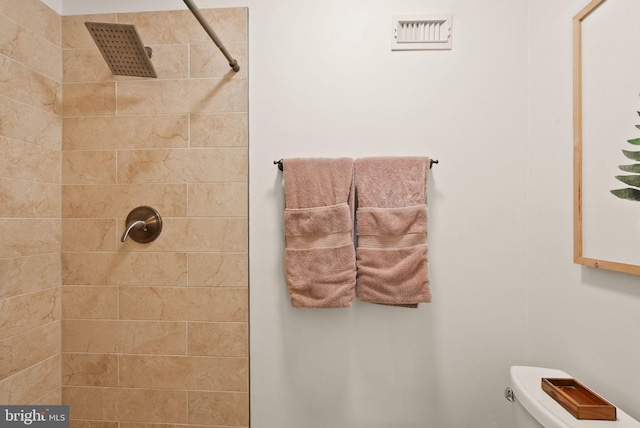 2455 Alsop Ct, Reston, VA 20191 - full bath featuring a tile shower and toilet