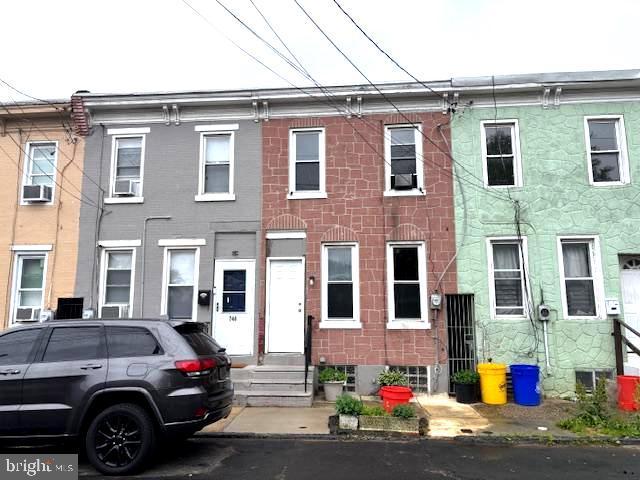 744 Cherry St, Camden, NJ 08103 - townhome / multi-family property with cooling unit