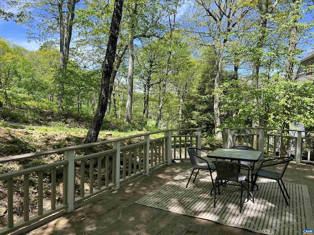 15 Trillium Close, Wintergreen Resort, VA 22967 - wooden terrace with outdoor dining area