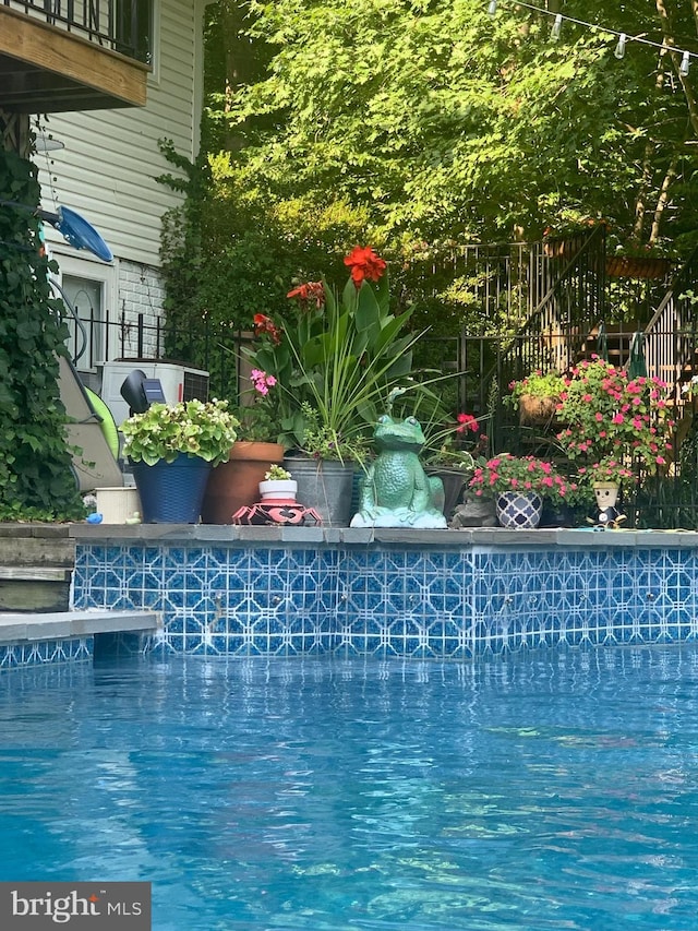10200 Souza Ln, Manassas, VA 20111 - view of swimming pool