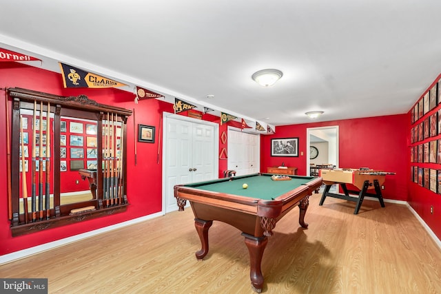 10200 Souza Ln, Manassas, VA 20111 - rec room featuring wood finished floors, pool table, and baseboards