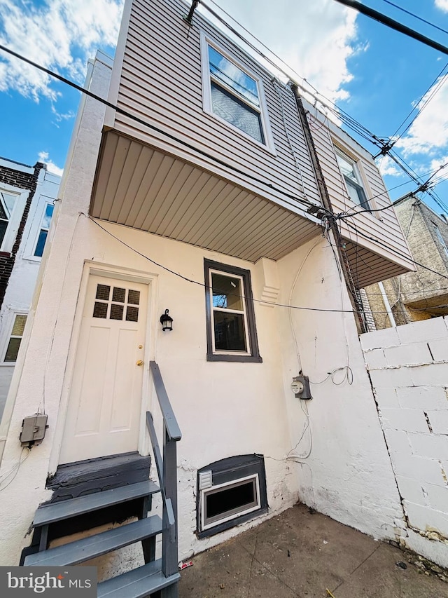 805 W Bristol St, Philadelphia, PA 19140 - property entrance featuring stucco siding