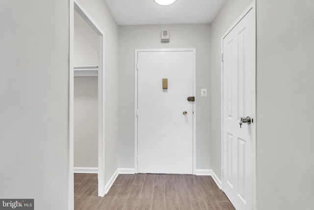 4201 Cathedral Ave NW Unit 918W, Washington, DC 20016 - entrance foyer with wood finished floors and baseboards