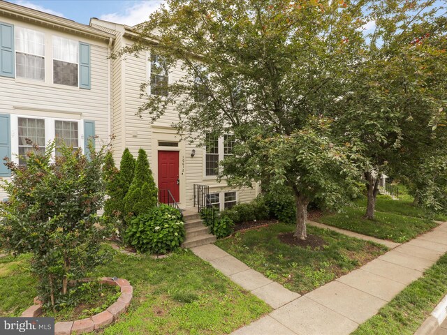 10612 Winfield Loop, Manassas, VA 20109 - view of property with a front yard