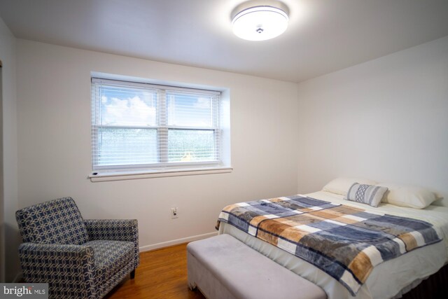 6408 Jefferson Pl, Glen Burnie, MD 21061 - bedroom with wood finished floors and baseboards