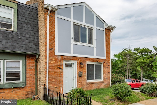 231 Ivanhoe Ct, Fredericksburg, VA 22401 - view of front facade with brick siding and roof with shingles