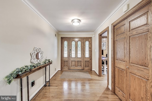 7007 Clifton Rd, Clifton, VA 20124 - entrance foyer with light wood-style flooring, ornamental molding, and baseboards