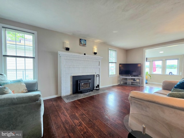 336 Bar Harbor Rd, Pasadena, MD 21122 - living room with wood-type flooring, healthy amount of natural light, and baseboards