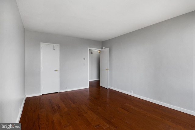 220 Locust St Unit 7As, Philadelphia, PA 19106 - unfurnished room featuring wood finished floors
