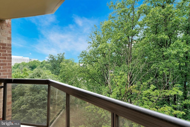 8370 Greensboro Dr Unit 508, Mclean, VA 22102 - view of balcony