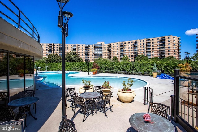 8370 Greensboro Dr Unit 508, Mclean, VA 22102 - community pool with a patio