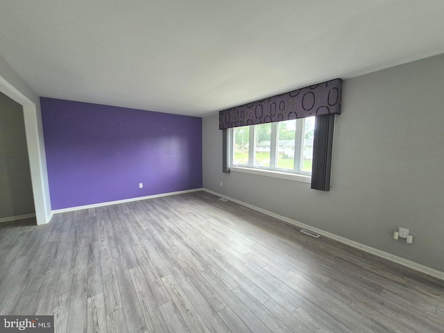 11 Centennial Ct, Sicklerville, NJ 08081 - empty room featuring wood finished floors and baseboards