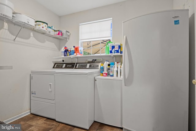 545 Lawrence Corner Rd, Pittsgrove, NJ 08318 - laundry room featuring washer and dryer, dark wood-style flooring, and baseboards