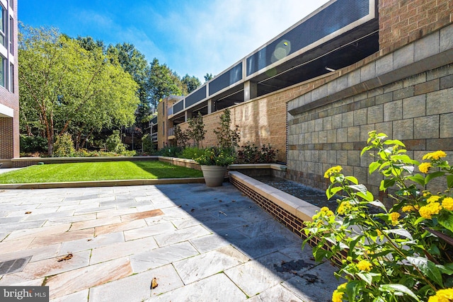 513 W Broad St Unit 602, Falls Church, VA 22046 - view of patio / terrace