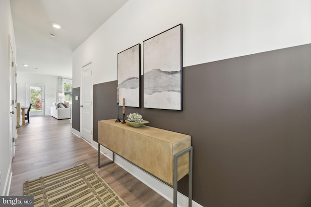 112 Pomo Ln, Winchester, VA 22602 - hallway featuring wood finished floors, recessed lighting, and baseboards