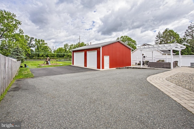 5000 Ogletown Stanton Rd, Newark, DE 19713 - view of detached garage