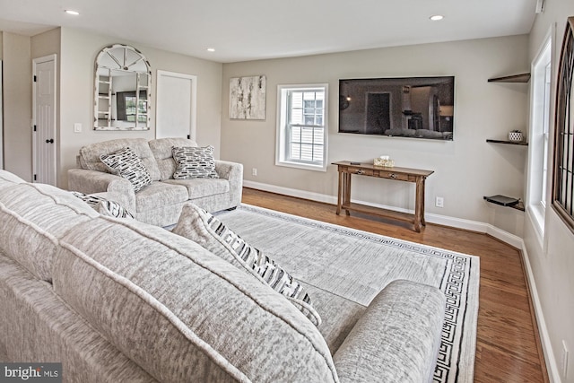 5000 Ogletown Stanton Rd, Newark, DE 19713 - living room with wood finished floors, baseboards, and recessed lighting