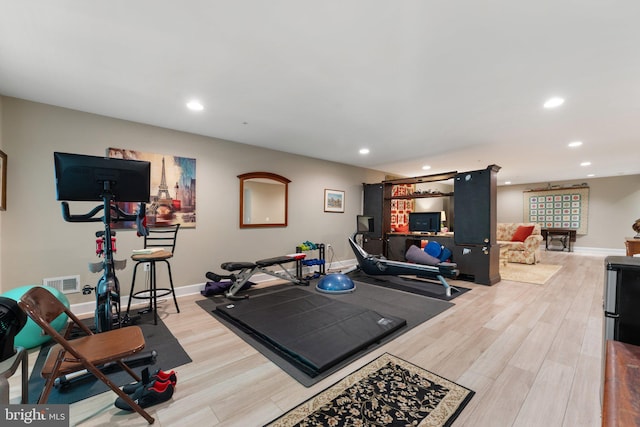 70 Battery Point Dr, Fredericksburg, VA 22406 - workout area featuring light wood-style floors, recessed lighting, and baseboards