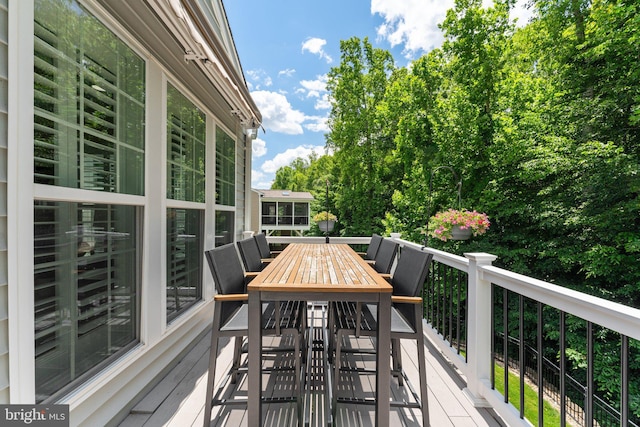 70 Battery Point Dr, Fredericksburg, VA 22406 - deck with outdoor dining area