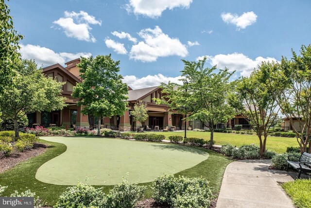 70 Battery Point Dr, Fredericksburg, VA 22406 - view of home's community featuring an area to practice putting and a lawn