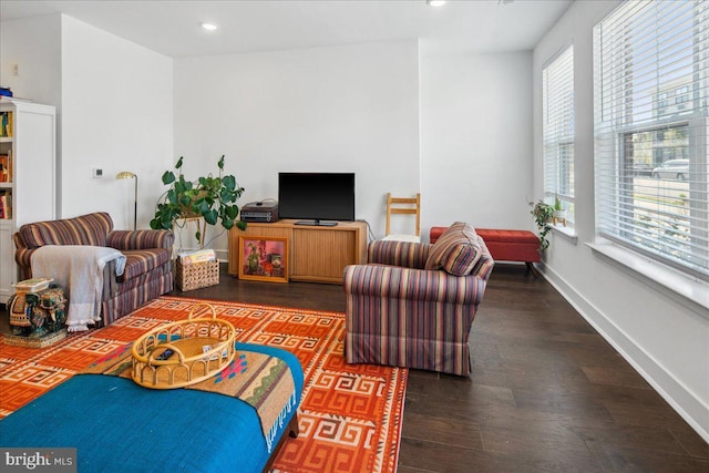 261 Aaron Truehart, Titusville, NJ 08560 - living room featuring wood finished floors, recessed lighting, and baseboards