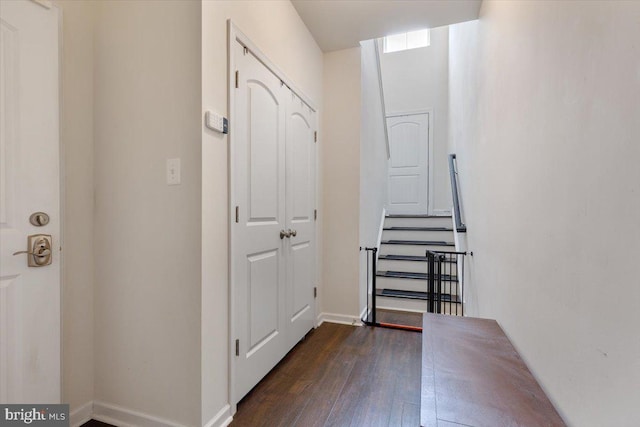 605 Apple St, Conshohocken, PA 19428 - corridor featuring dark wood finished floors and baseboards