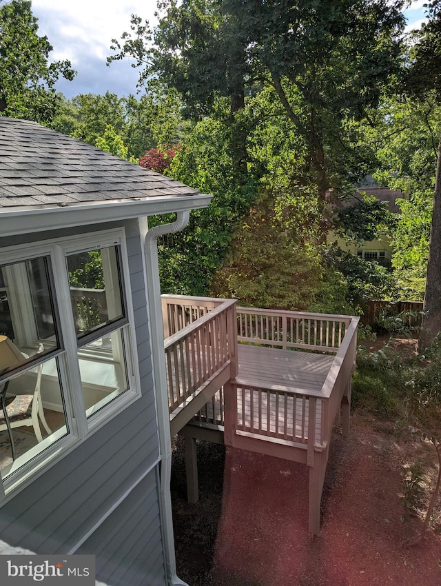 9510 Clement Rd, Silver Spring, MD 20910 - view of wooden terrace