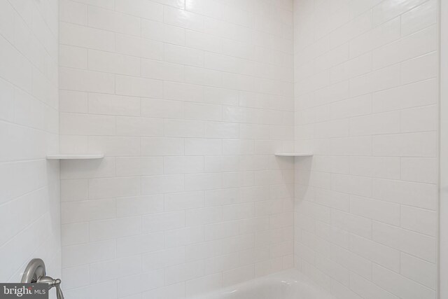 11 Rivercrest, Little Egg Harbor Twp, NJ 08087 - bathroom view of shower / bathtub combination