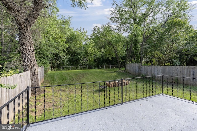 5421 Omaha Ave, Baltimore, MD 21206 - view of yard