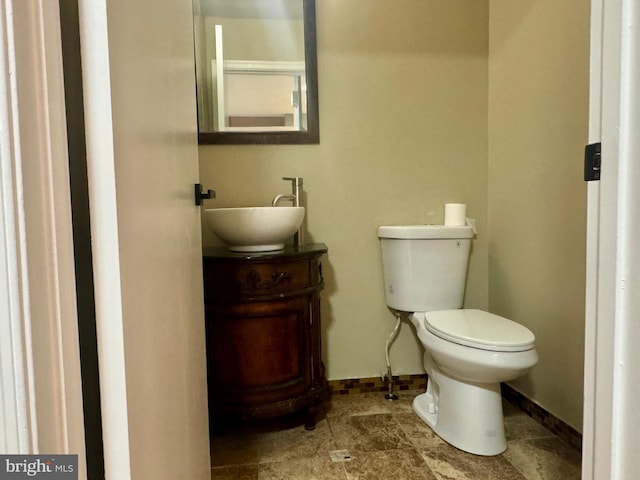 3627 Longridge Ct, Abingdon, MD 21009 - half bathroom with toilet, baseboards, and vanity