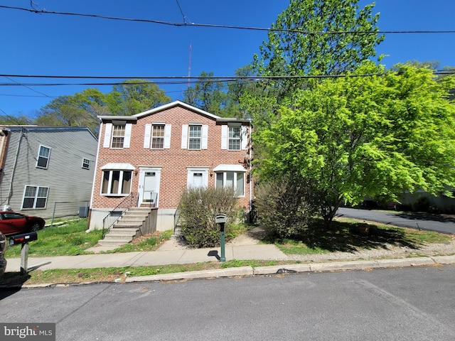 216 Parker Ave, Philadelphia, PA 19128 - colonial house featuring brick siding