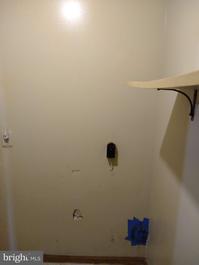9438 Waterford Dr, Manassas, VA 20110 - view of washroom