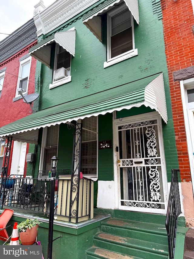 3141 W Norris St, Philadelphia, PA 19121 - view of front facade with a porch and entry steps