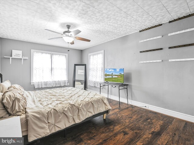 135 Hoover St, Schuylkill Haven, PA 17972 - bedroom with wood finished floors, baseboards, and a ceiling fan