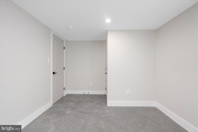 724 E 21st St, Baltimore, MD 21218 - spare room featuring carpet, baseboards, and recessed lighting