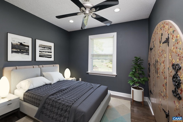 716 Preddy Creek Rd, Barboursville, VA 22923 - bedroom with baseboards, wood finished floors, a textured ceiling, a ceiling fan, and recessed lighting