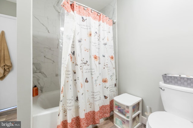 1704 Horner Rd, Woodbridge, VA 22191 - full bath with toilet, shower / bath combo, and wood finished floors