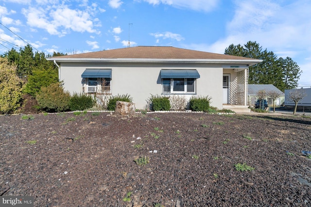 104 S 2nd St, Woodsboro, MD 21798 - view of front facade with stucco siding