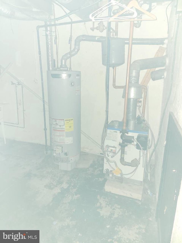 5137 D St, Philadelphia, PA 19120 - utilities featuring gas water heater