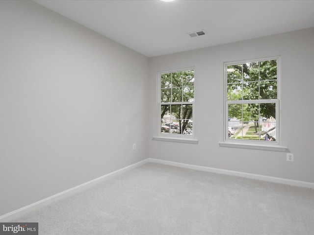 14282 Newbern Loop, Gainesville, VA 20155 - unfurnished room with light carpet and baseboards