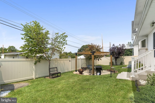 559 Schenely Ave, King Of Prussia, PA 19406 - fenced backyard with a patio