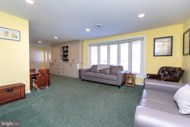 713 Worthington Dr, Warminster, PA 18974 - living room featuring carpet, recessed lighting, and baseboards